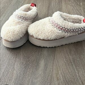 UGG Women's Cream Platform Shoes with Red Accents